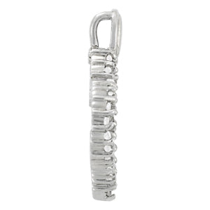 18K White Gold Round Diamond Fashion Pendant