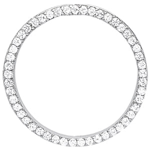 18K White Gold Round Diamond Circle Pendant