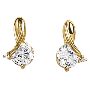 14K White Gold Round Diamond Stud Earrings