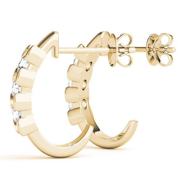 18K Yellow Gold Round Diamond Three Stone Earring