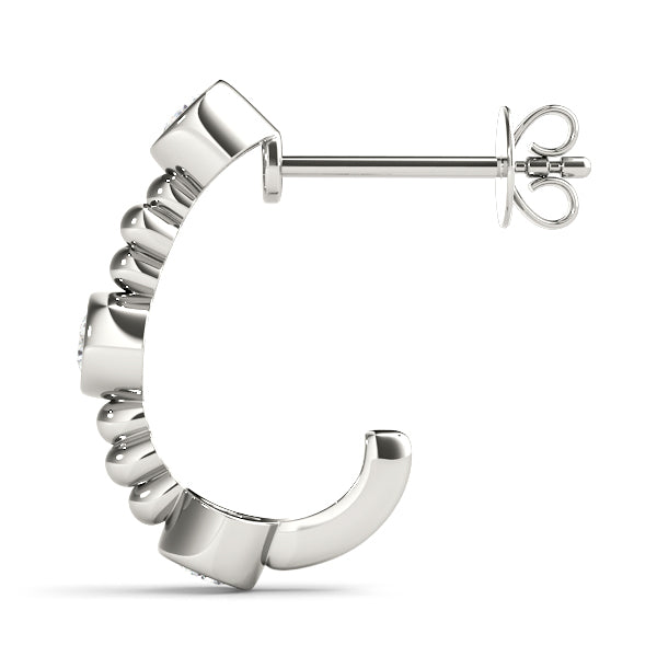 18K White Gold Round Diamond J-Hoop Earrings