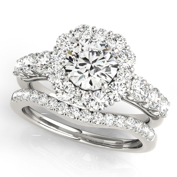 18K White Gold Round Diamond Halo Engagement Ring