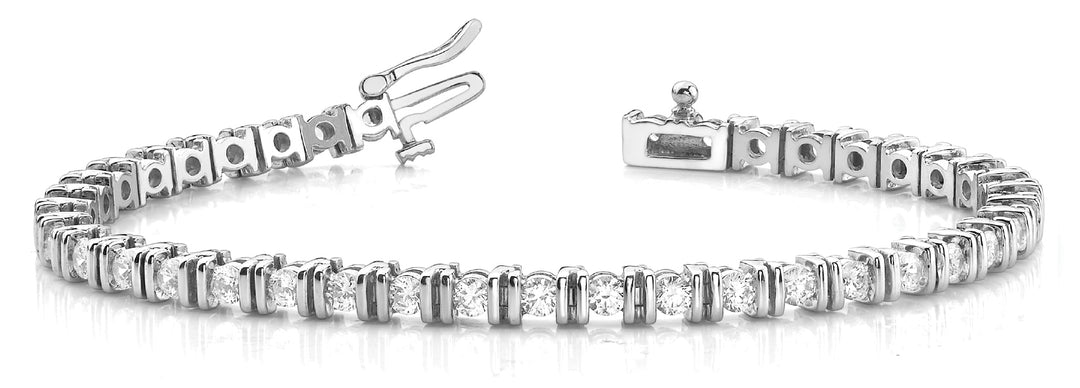 18K White Gold 3.20ctw Diamond Line Bracelet