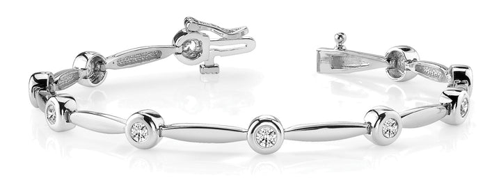 18K White Gold 0.55 ctw Diamond Fashion Bracelet