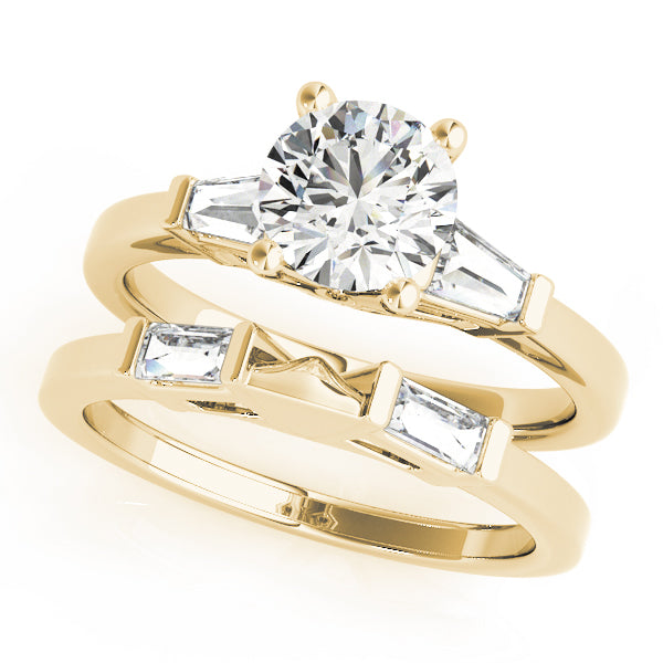 18K Yellow Gold Diamond Engagement Ring 0.7 ctw