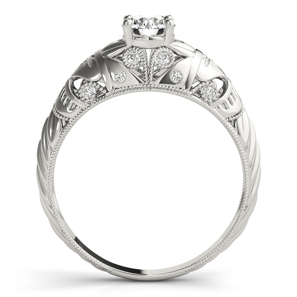 Platinum White Round Diamond Vintage Ring