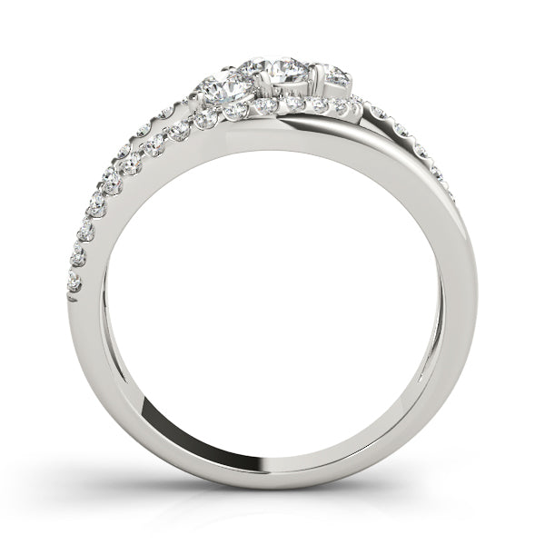 18K White Gold Diamond Fashion Ring