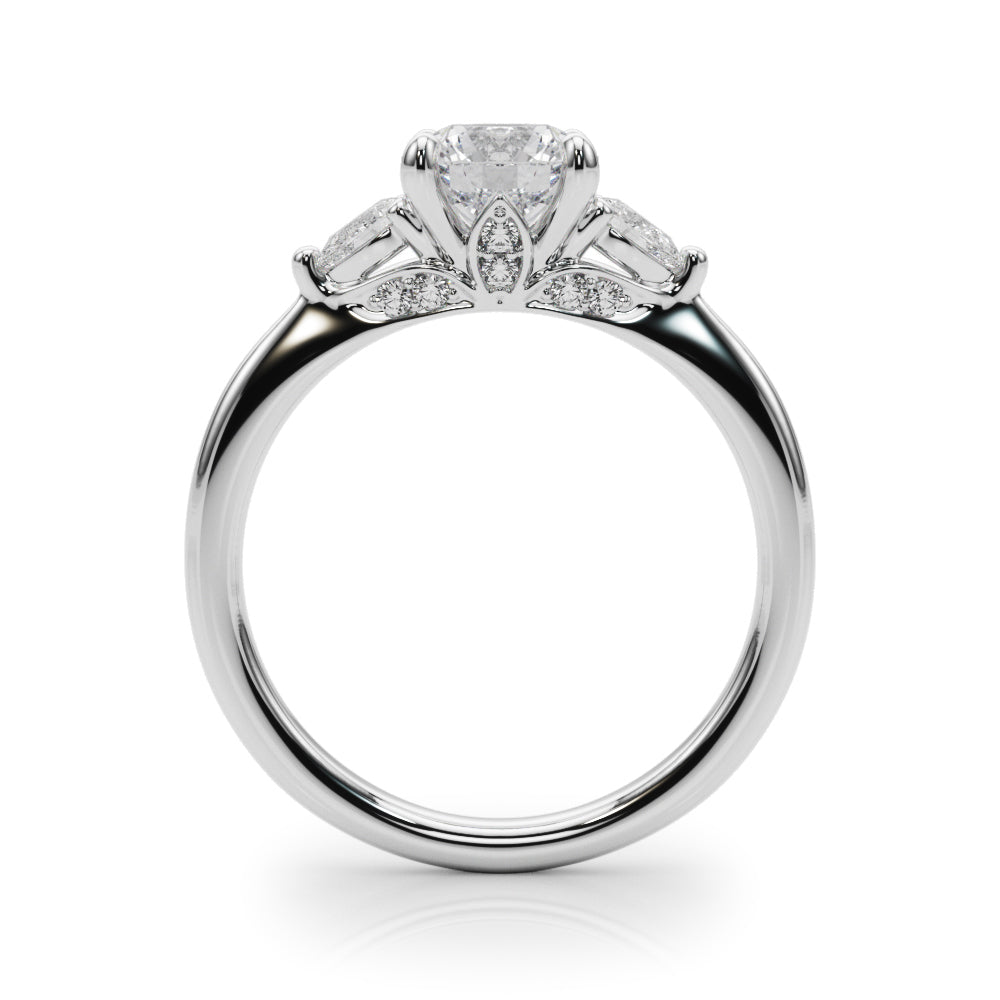 18K White Gold Diamond Engagement Ring
